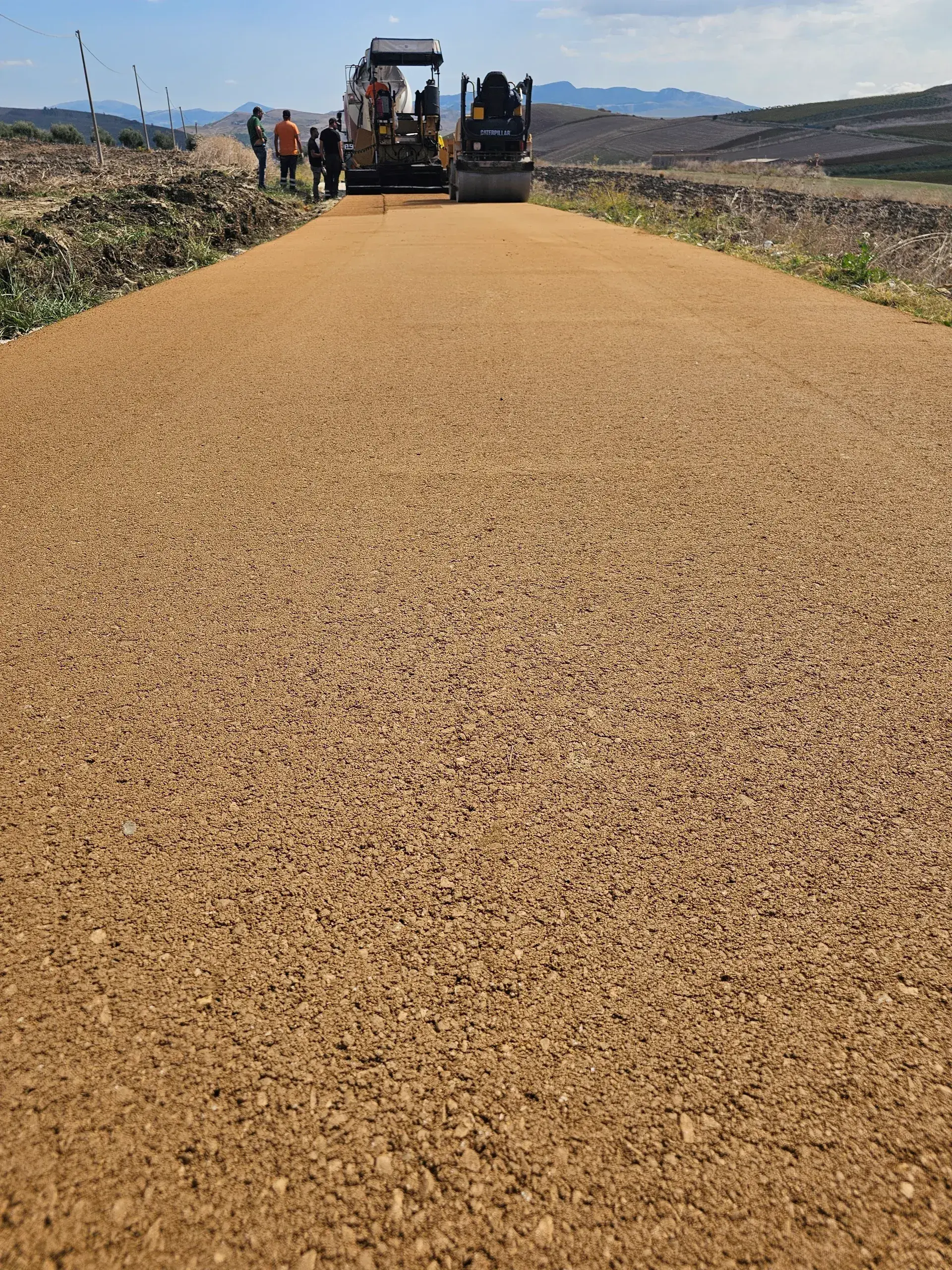 Camino de tierra estabilizado — Obra Sicilia · Sistema SEI